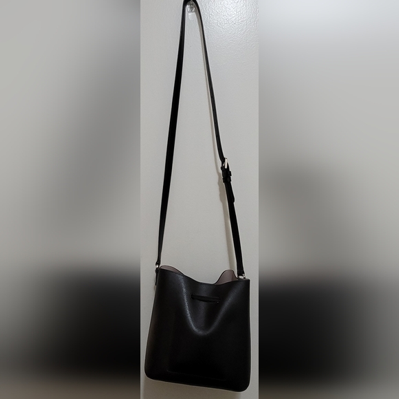 Kate Spade Leather Sadie Bucket Bag Crossbody Black - Picture 2 of 7